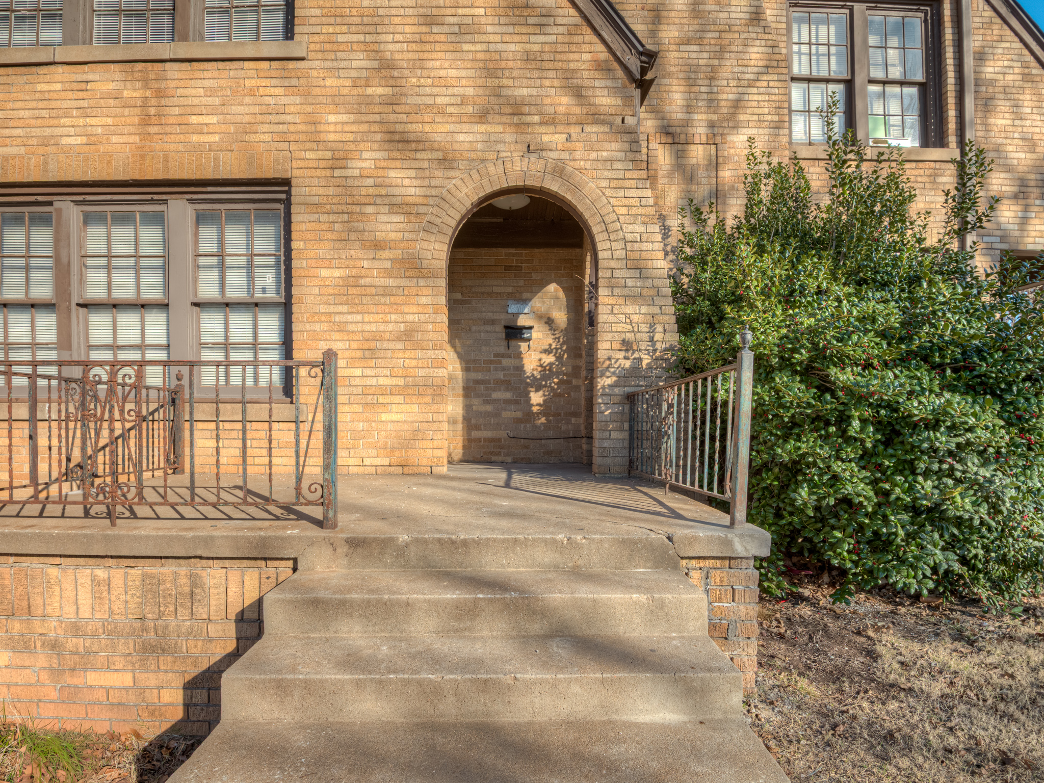 Property thumbnail image